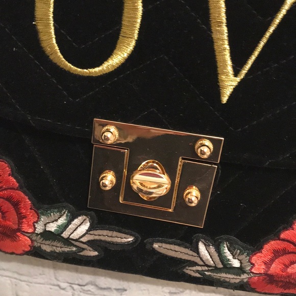 Love Handbag - Picture 4 of 8